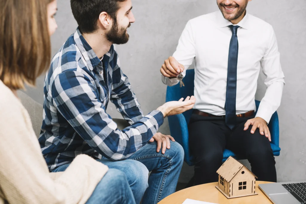 EXCLUSIVE Lettings agency asks landlord to be guarantor for own tenants rent!